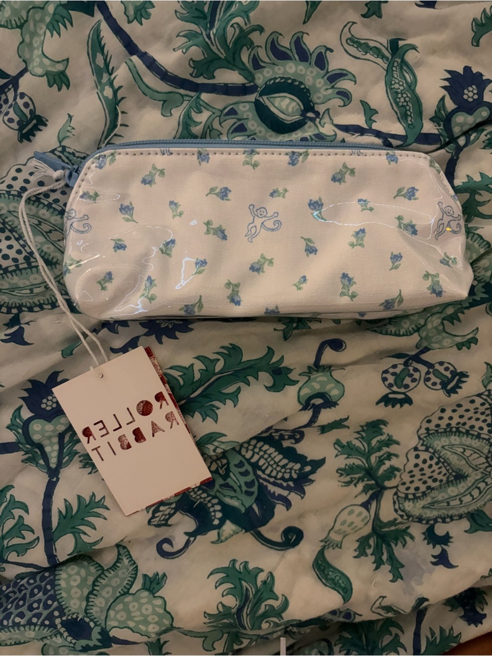 Roller Rabbit Pouch & Claw Clip - Picture 2 of 3